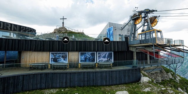 Gipfel-Ausstellungsraum am Nebelhorn, Fotogipfel Oberstdorf 2025