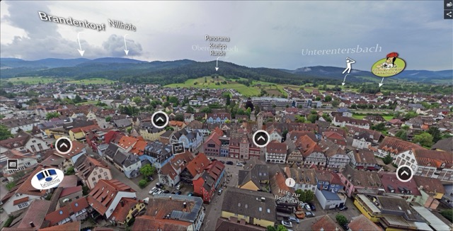 Blick &uuml;ber die D&auml;cher von Zell am Harmersbach