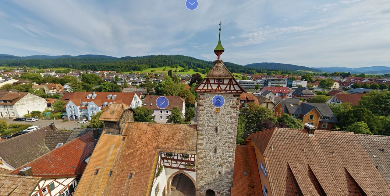 Historischer Storchenturm in Zell am Harmersbach