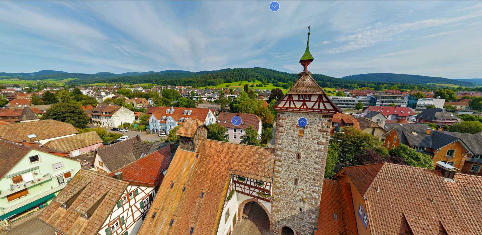 Historischer Storchenturm in Zell am Harmersbach